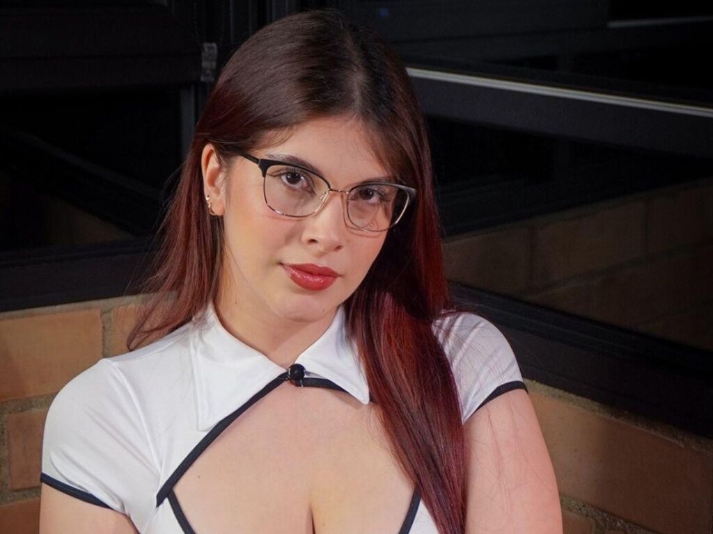 Isabel Rhoades